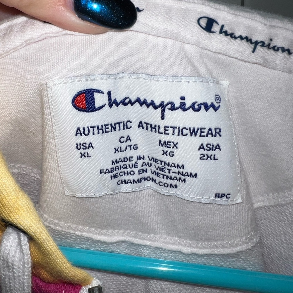 Champion extra large zip up hoodie - Picture 2 of 3